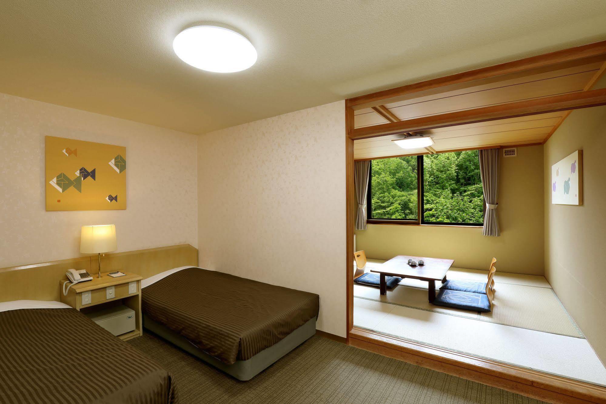 Park Hotel Miyabitei Noboribetsu Luaran gambar